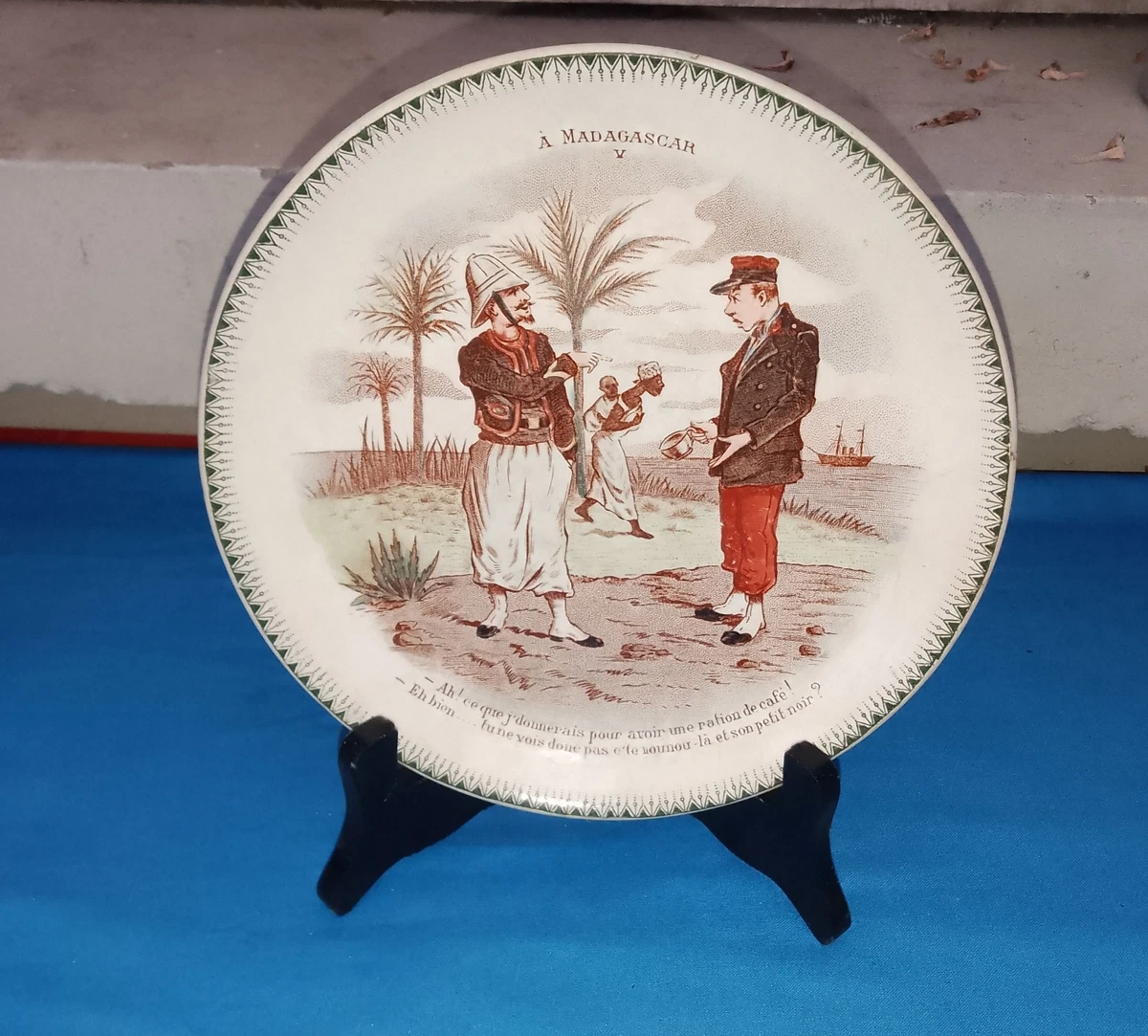 CHOISY LE ROI - DINETTE ANCIENNE - PLAT