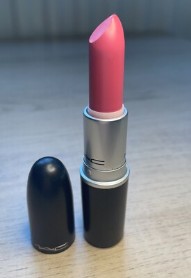 MAC Matte Lipstick In Shade Silly
