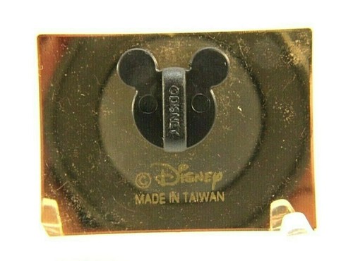 Celebrate the Future Disney World Resort 1999/2000 Pin Hand in Hand Dancers - Picture 2 of 3