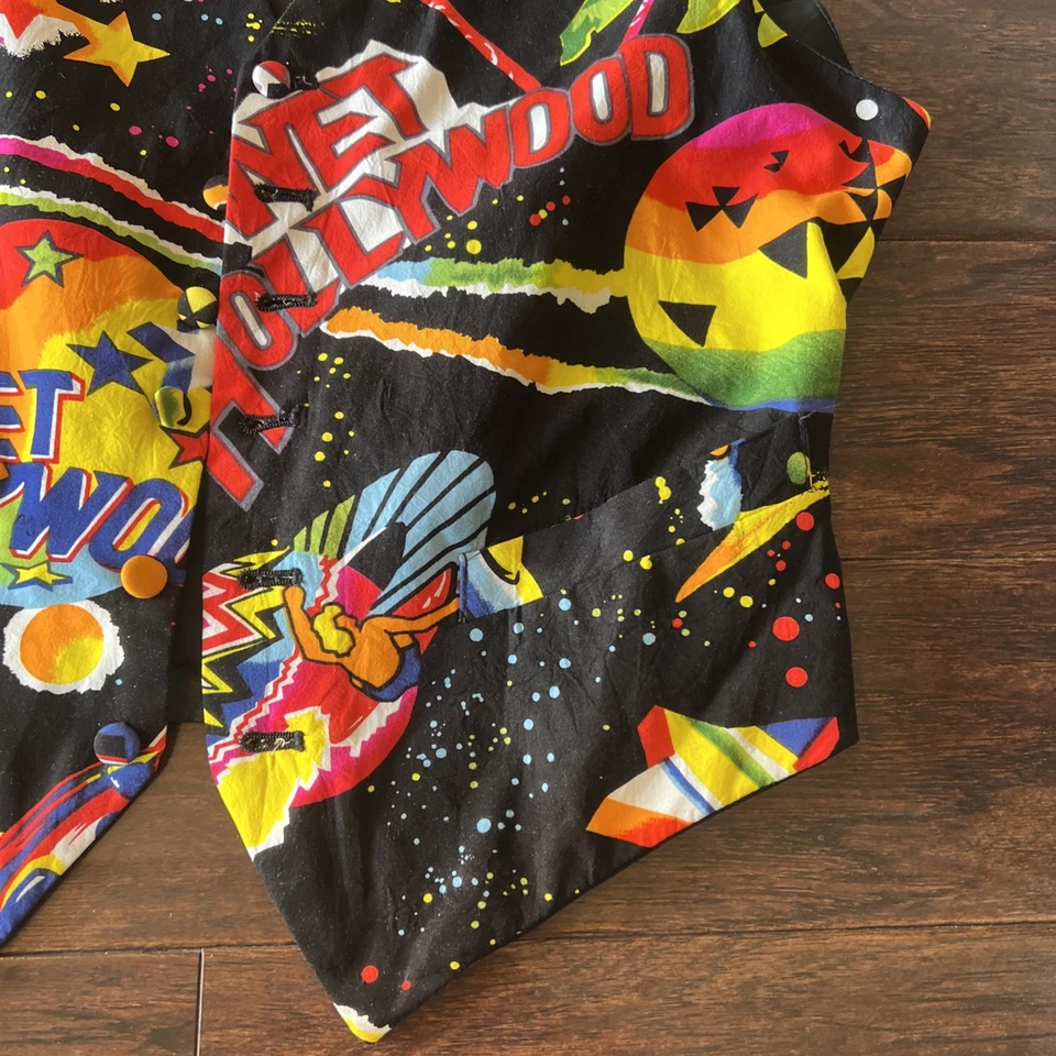 VTG Planet Hollywood Vest S/M 6 Button All Over Print Graphic Retro Uniform - Image 4 of 4