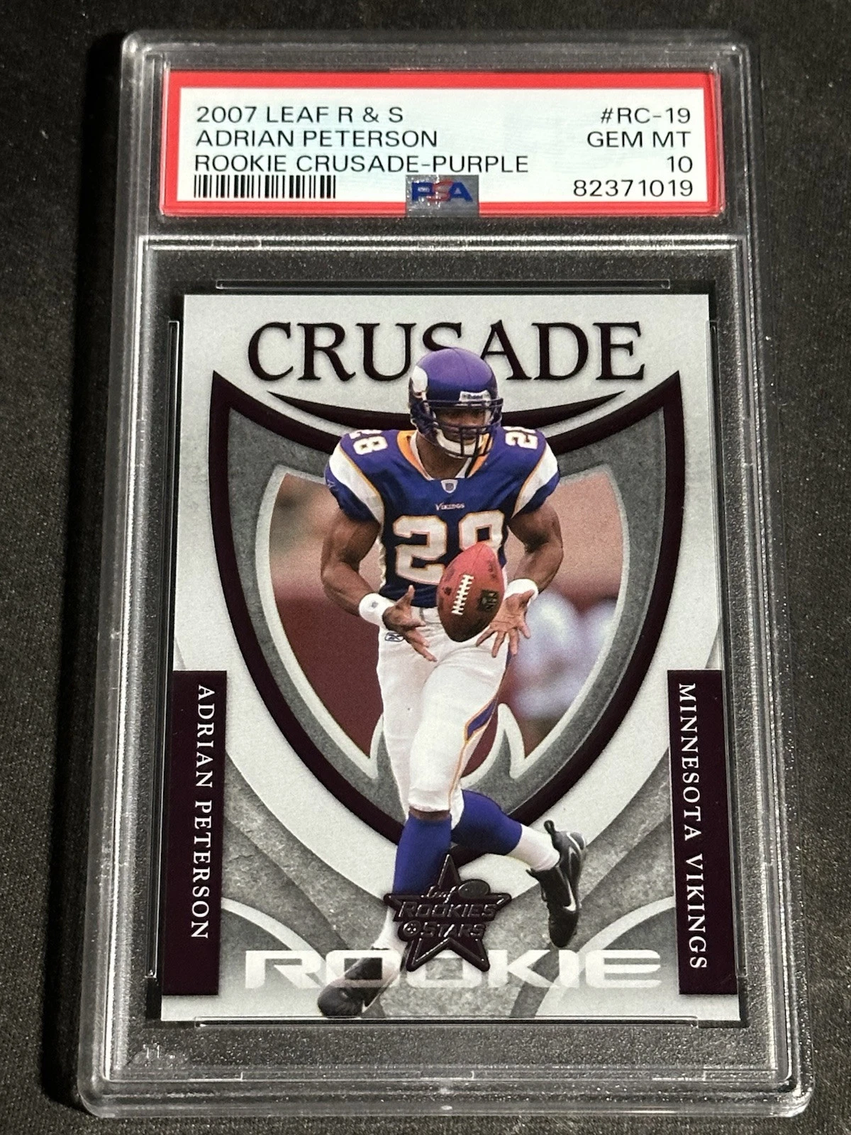 Adrian Peterson Leaf Rookies & Stars Rookie Crusade #RC19 Purple