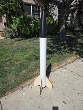 Basic 4 Model Rocket Kit 4" Dia, 4 Feet tall, 38mm motor mount, LOC components