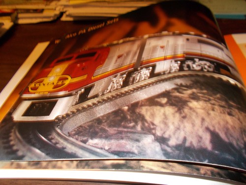 1999 M.T.H. Electric Trains 92-page Deluxe Sales Catalog/ Volume Two - Picture 3 of 6