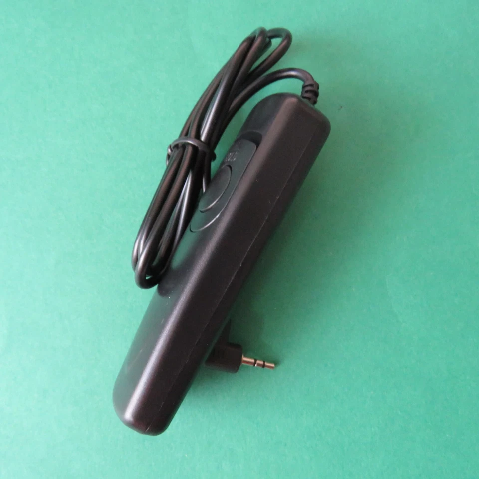 RS-60E3 Remote control for Canon EOS M6 EOS R100 R10 R8 R7 R6 R5 C Ra RP R - Image 3 of 3