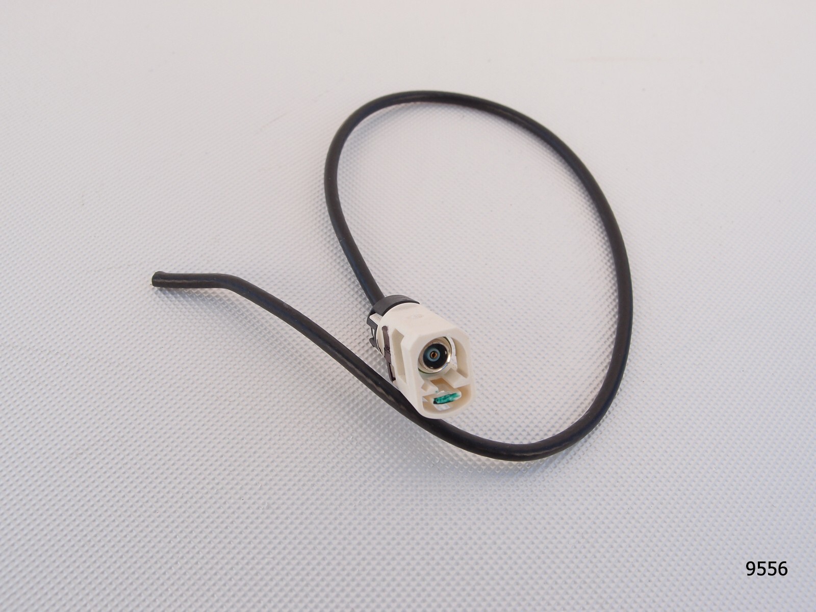 22-24 OEM BMW IX i20 SURROUND VIEW CAMERA CONNECTOR right MIRROR | eBay