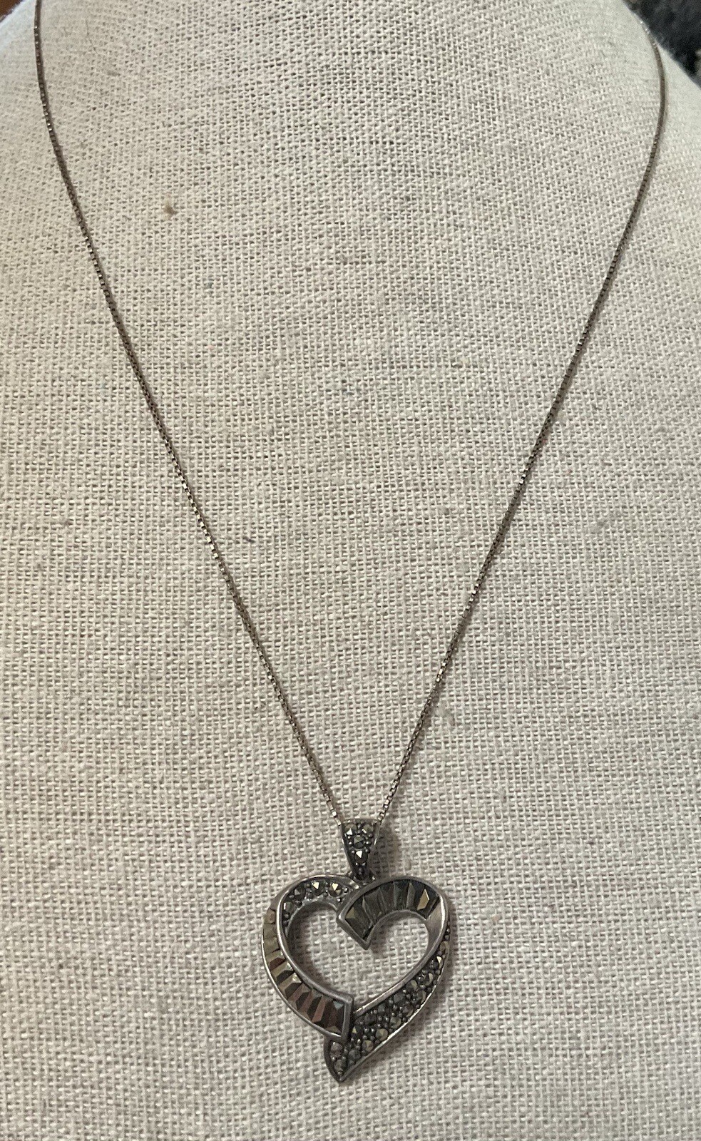 Picture 1 of 5