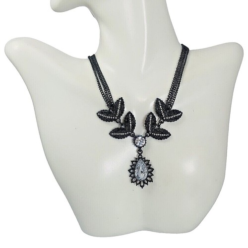 Tiffany Sunglasses Charm Pendant in Black Enamel and Silver  display picture 2