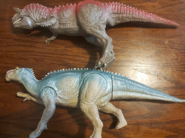 Dinosaur Disney Aladar and Carnbatasaurs | eBay