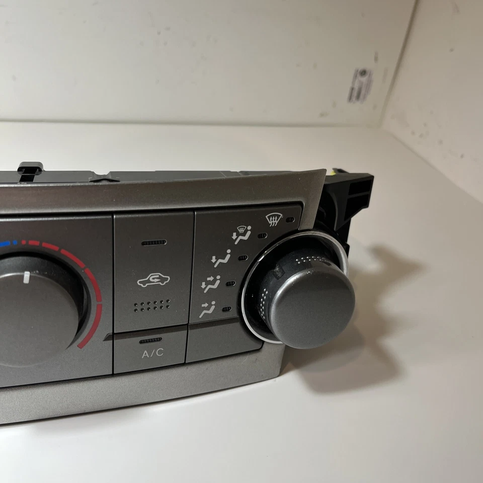 Toyota Highlander 2012 climatización aire acondicionado calefacción control de temperatura OEM 55900-OE230  Foto 3 de 4