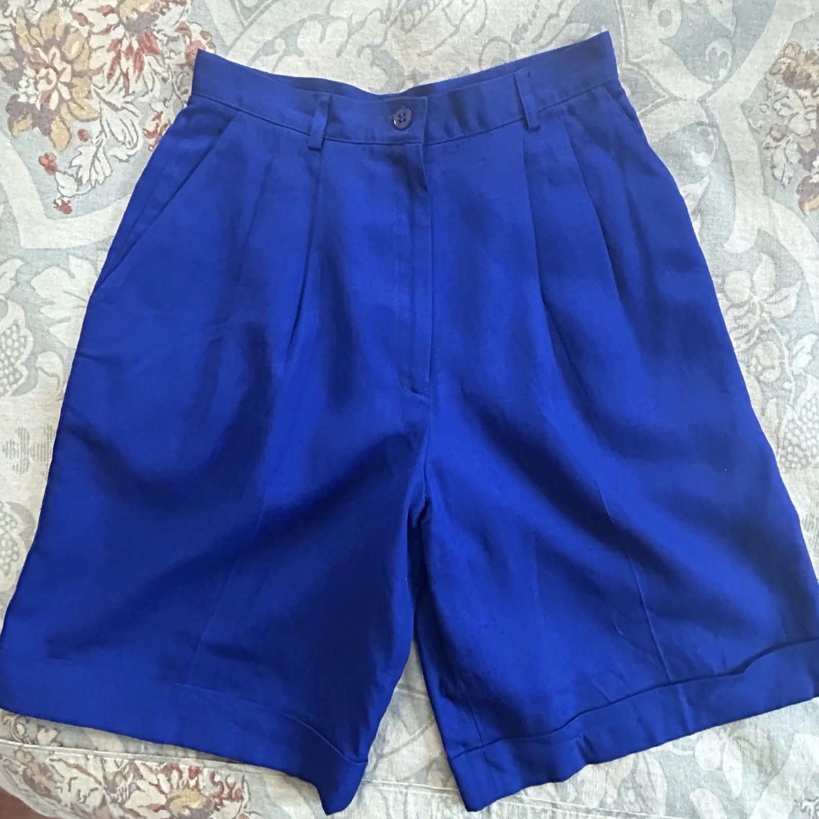Talbots Dressy Shorts Vintage Size 8P Linen Blend Pleated Long Cuffed NOS