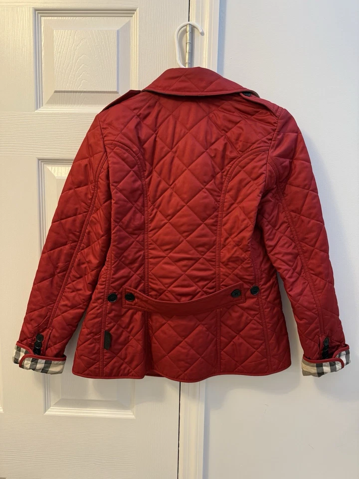 Chaqueta acolchada roja Burberry Frankby Diamond talla XS Foto 3 de 3
