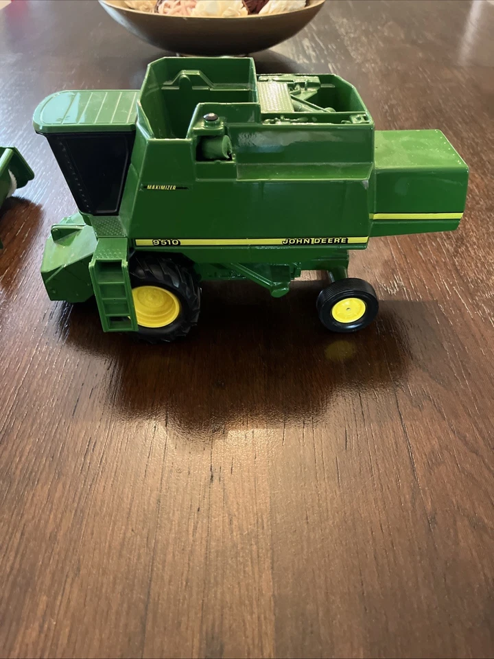 Cosechadora maximizadora juguete de granja vintage ERTL JOHN DEERE 9510 Foto 2 de 4
