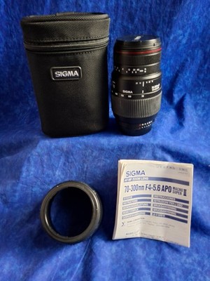 Sigma 70-300mm f/4-5.6 APO Macro Super II Telephoto Zoom Lens Nikon F Mount AF