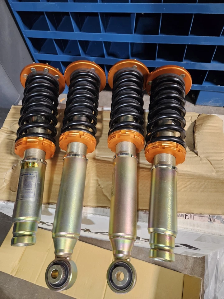 Suspensión - Honda Accord 2003-2007 Especificación 2 Coilovers Foto 3 de 4