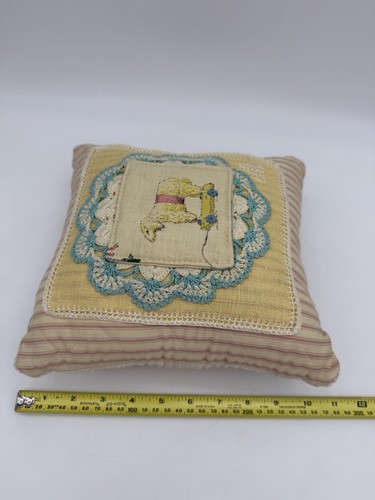 VTG Angela Resendiz Baby Nursery Throw Pillow Fabric Cottagecore Farmhouse Lamb - Picture 5 of 5