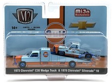 M2 Machines Chase 73 Chevy C30 Wedge Ramp Truck Chevy Silverado Squarebody Gulf