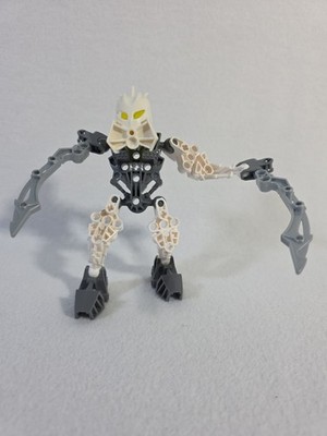 LEGO BIONICLE: Solek (8945) Matoran of Light w/ Canister 