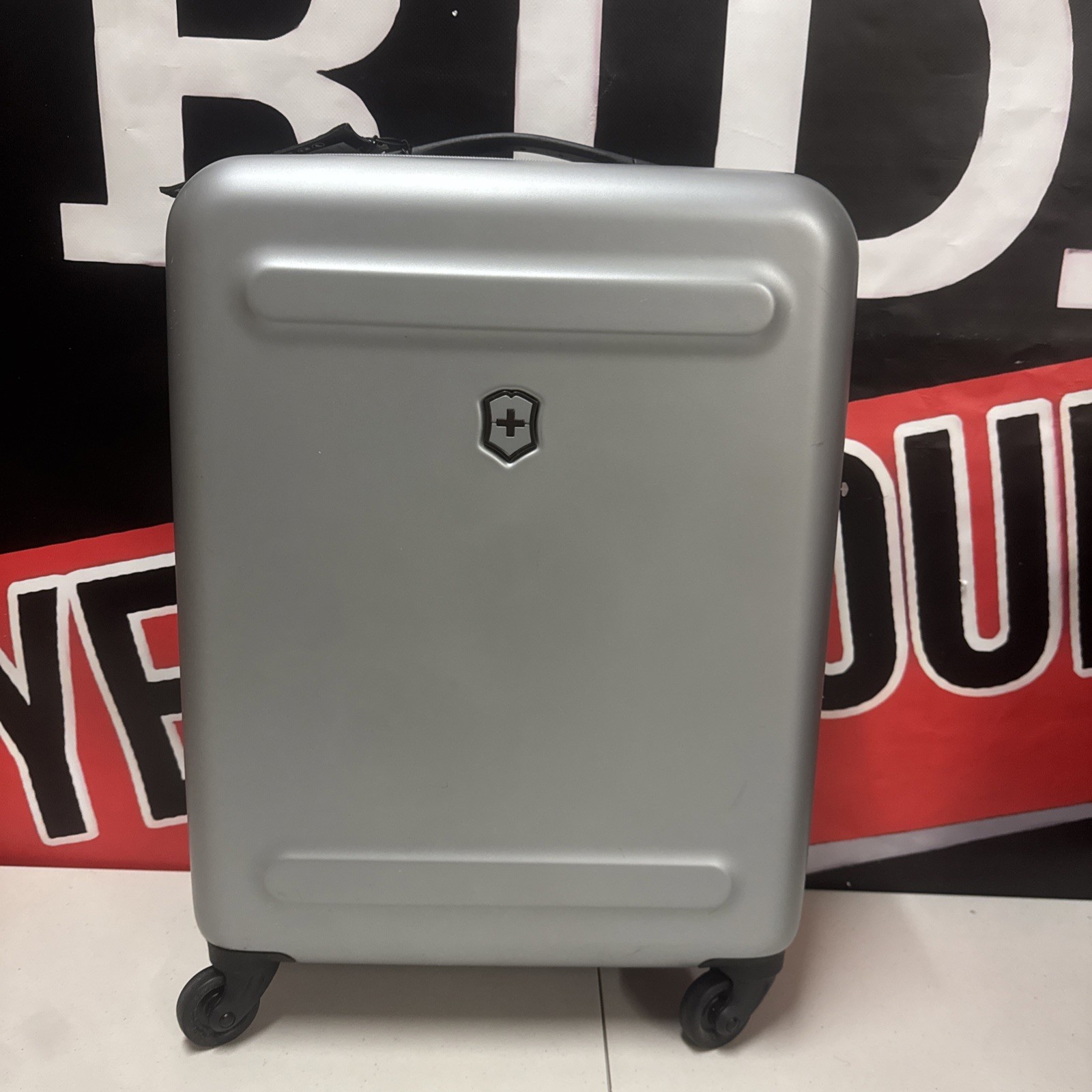 VICTORINOX ETHERIUS GLOBAL CARRY ON 601699