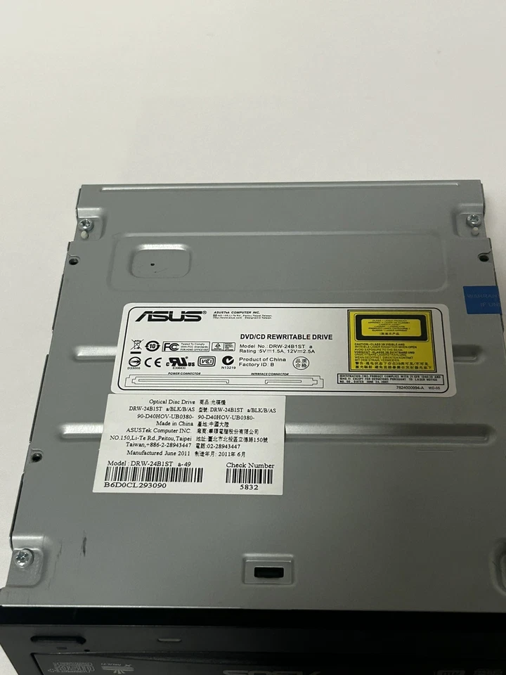 Grabadora de unidad interna SATA 5,25" Asus Quietrack DRW-1814BLT DVD RW DL Foto 2 de 3