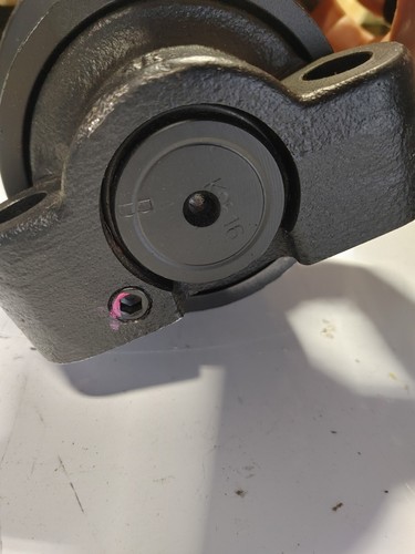 RD819-21702 fits Kubota Track Roller Assembly fits K/KX Series Excavator (Y2G) - Picture 3 of 5