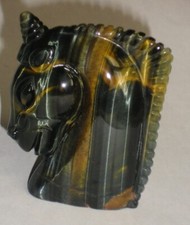 Oeil de tigre en tête de licorne de 368,67Cts 