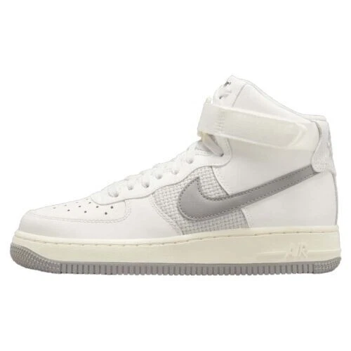 Nike Boy's Air Force 1 Mid LE (Big Kid) White/White 4