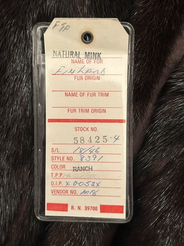 Dasco Luxury Dark Brown Genuine Rare Mink Coat, Gently Worn, Made In Greece - Picture 9 of 9