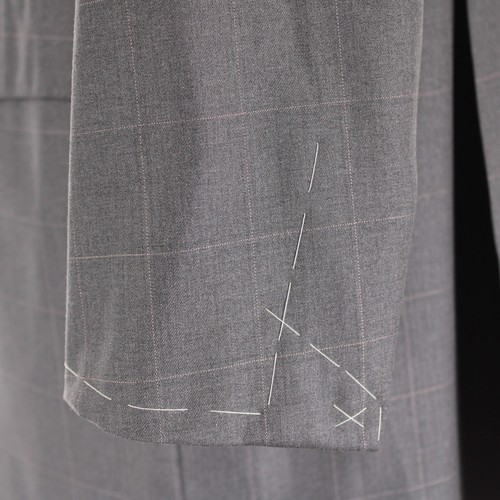 Brioni NWOT Sport Coat Size ~ 46L US in Gray & Pink Windowpane Wool Super 180's - Picture 3 of 9