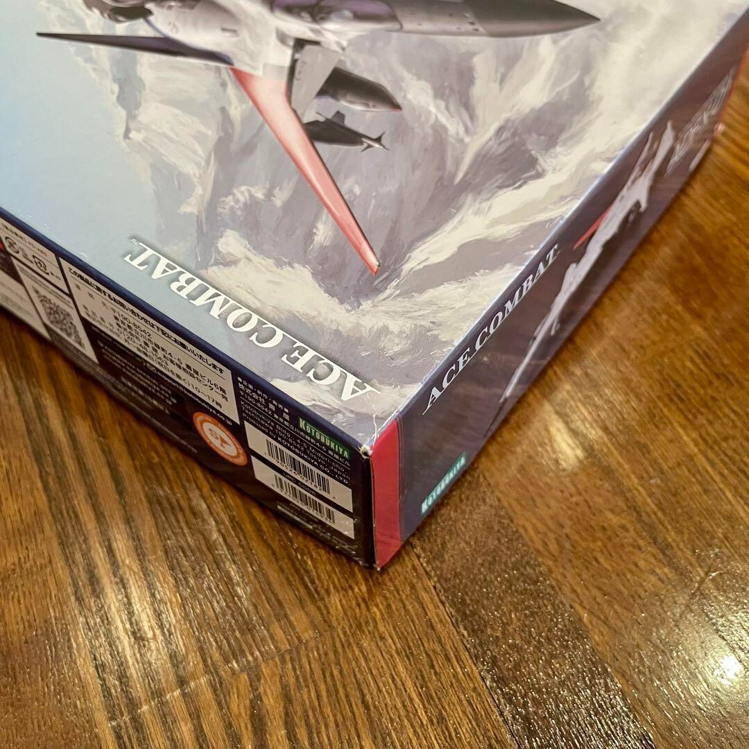 KOTOBUKIYA 1/144 PLASTIC MODEL KIT ADFX-01 MORGAN ACE COMBAT ZERO
