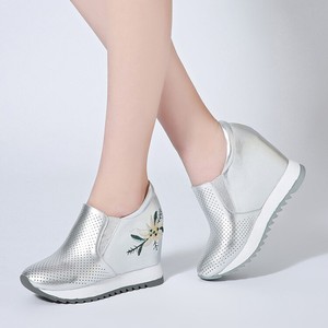 small platform shoes