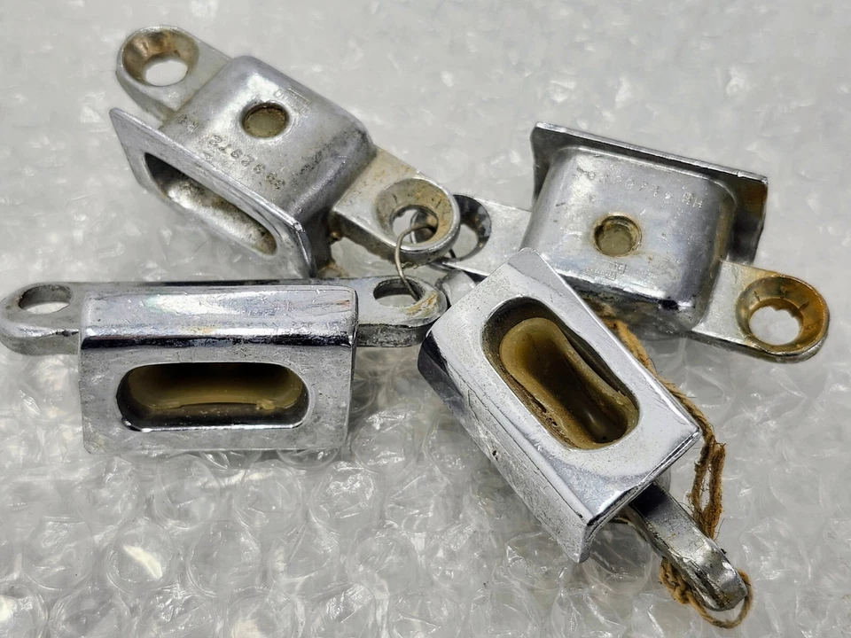 68-82 C3 Corvette T Top Alignment Housing SET Mounting Receiver & Insert NICE OE - Image 3 of 3