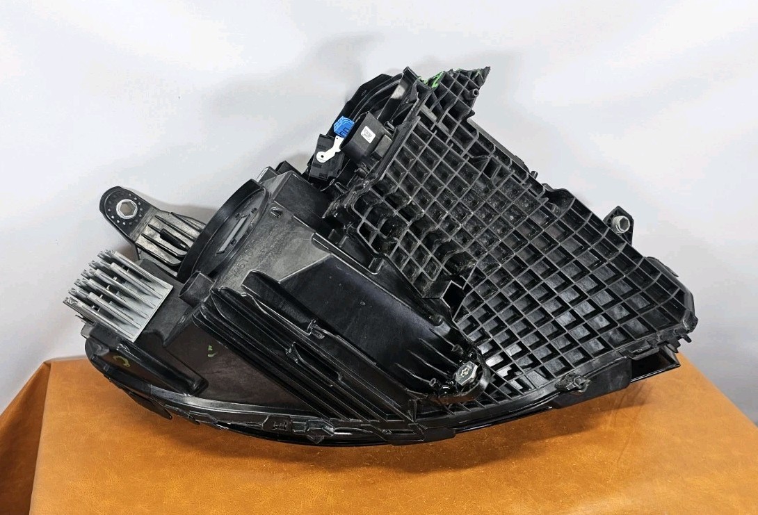 2023-2025 MERCEDES-BANZ EQS450 EQS580 LEFT DRIVER LED HEADLIGHT OEM USED#B