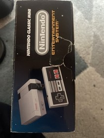 NES Mini, Boxed. RARE NINTENDO ENTERTAINMENT SYSTEM CLASSIC MINI BOXED