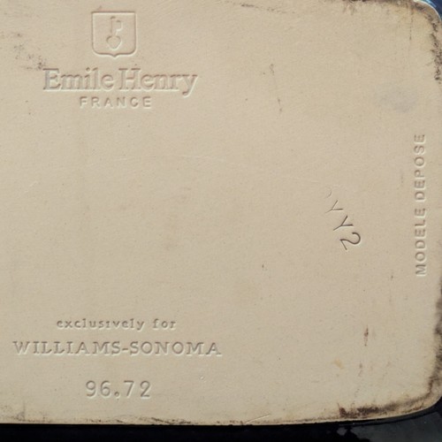 Emile Henry France Azur Blue Scalloped Baking Dish Williams Sonoma Model - Picture 6 of 6