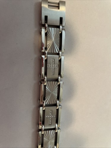 men's stainless steel and diamond cross, and crucifix bracelet 8.25” - Picture 16 of 16