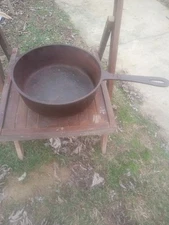 Cast Iorn Spider Skillet 3 Legged 10"  Pan  RARE