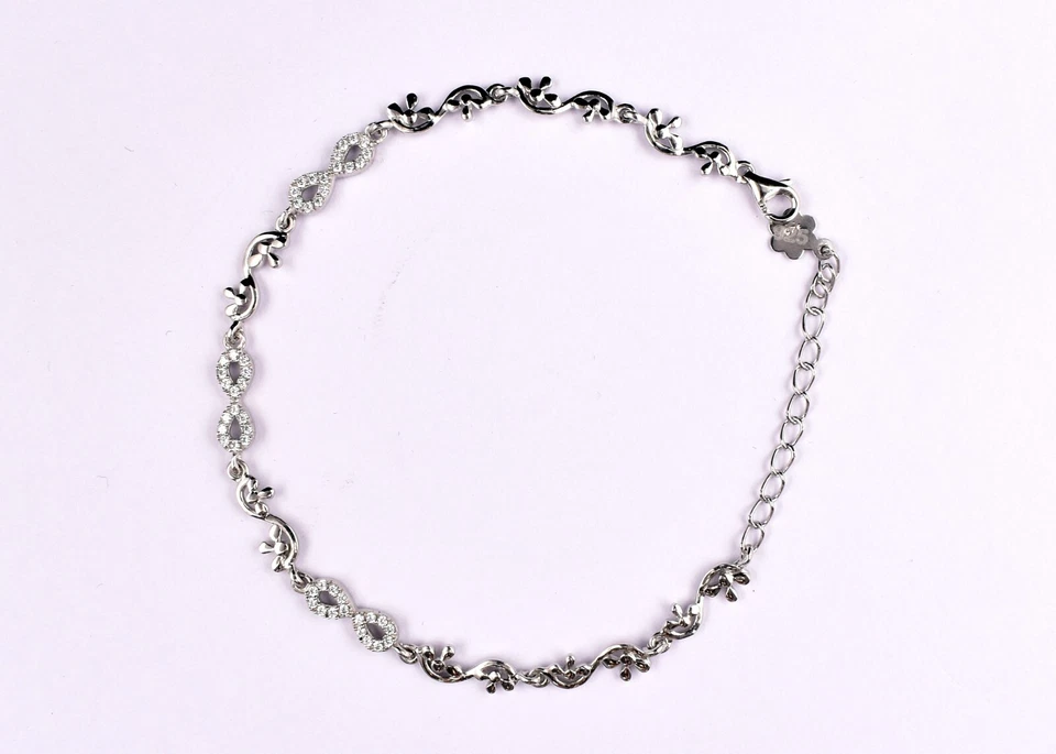 Pulsera artesanal de plata de ley 925 con diseño de ocho piedras preciosas de circón Foto 4 de 4