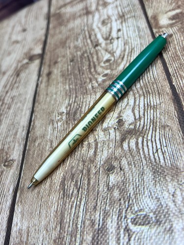 Vintage PIONEER Seed Corn Ink Pen Advertising Promotional Wings USA - Picture 2 of 8