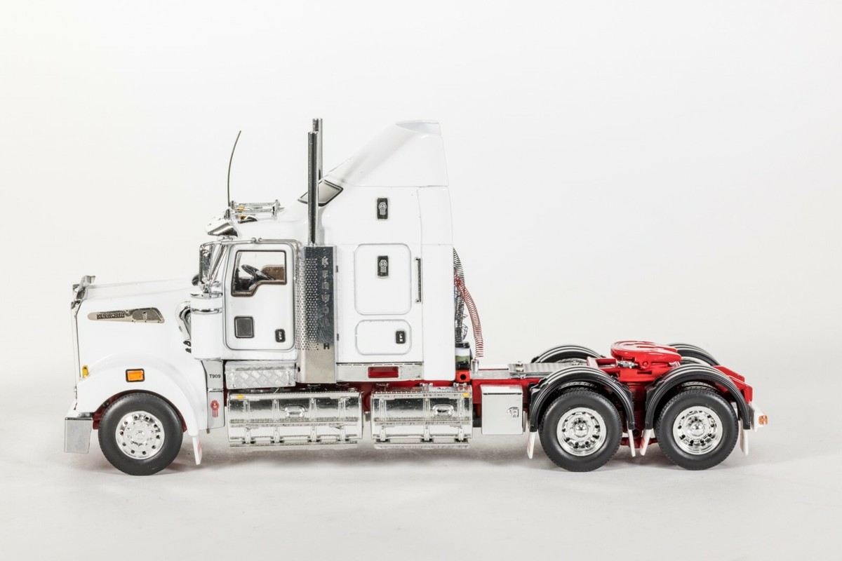 Kenworth T909 Prime Mover Truck Aero Kit White/Red Drake 1:50