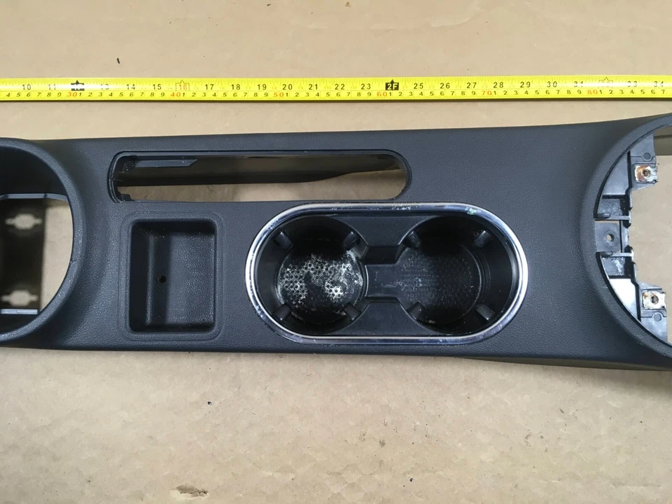 2012 - 2016 VOLKSWAGEN BEETLE SEAT CONSOLE TRIM 5C3863241C OEM . Foto 4 de 4