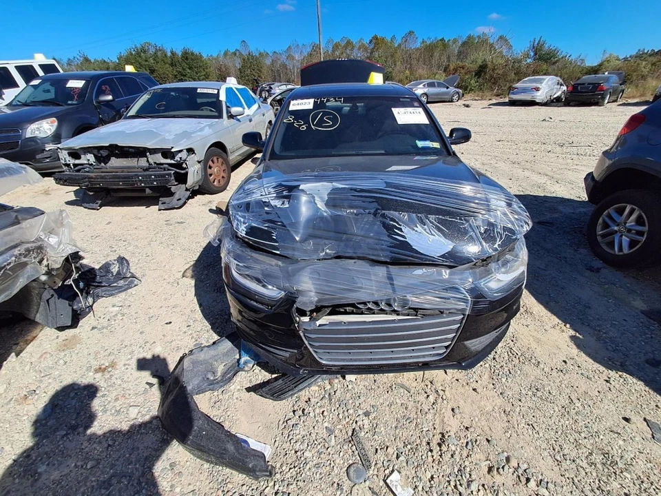 Audi A4 A5 2013 usado caja de fusibles de pasajero compartimento del motor OEM 646-10765R Foto 2 de 4