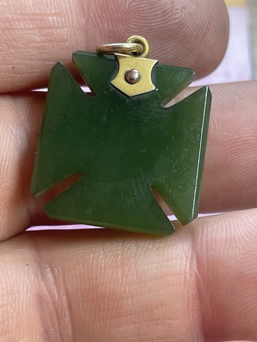 ANTIQUE VICTORIAN 9CT GOLD & JADE MALTESE CROSS PENDANT 3 CM LONG 1880S - Picture 5 of 17