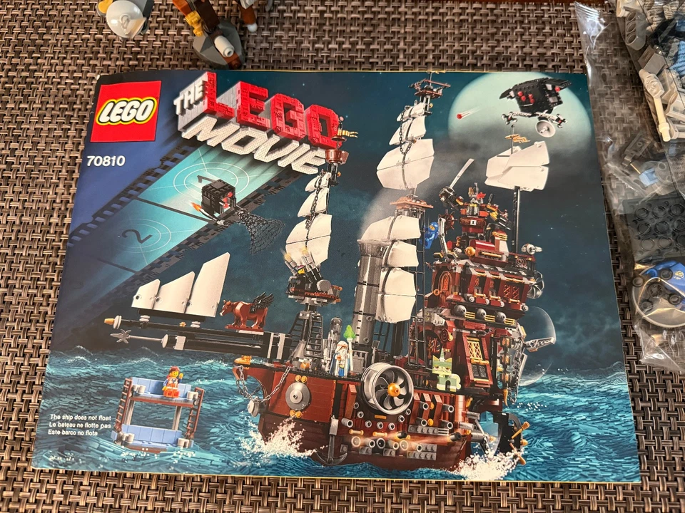 LEGO La LEGO Película: MetalBeard's Sea Cow (70810) 99% Caja Completa + Instrucciones Foto 2 de 4