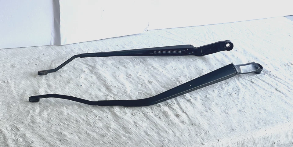 00-05 Toyota Celica brazo limpiaparabrisas conductor pasajero derecho par negro OEM Foto 2 de 4