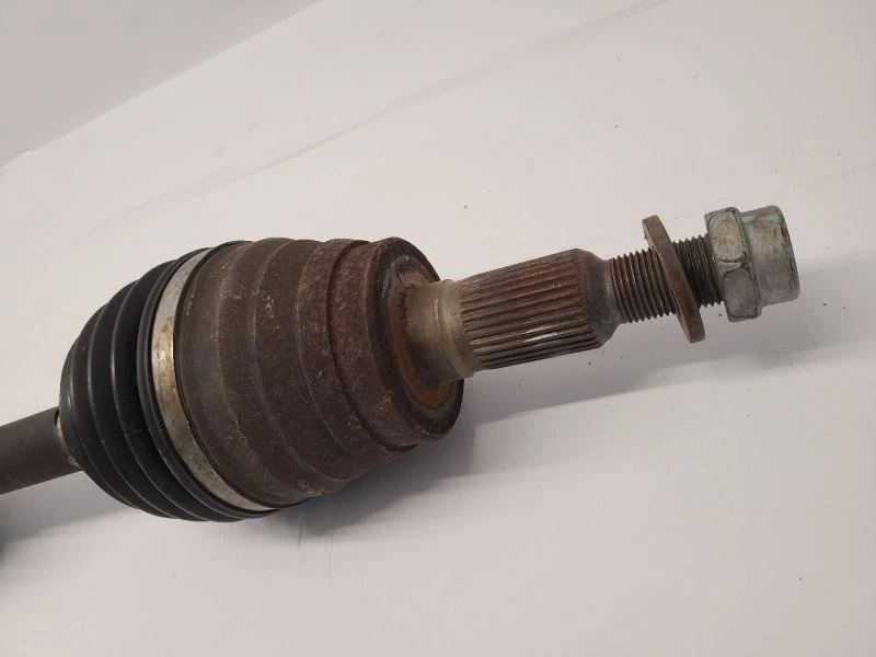 Chevrolet Suburban 2500 RH 2007-13 eje derecho eje delantero 20875738 Foto 2 de 4