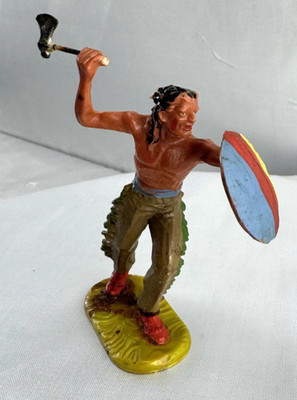 Elastolin Germany Vintage Indianer Figur mit Schild & Thomawak ca. 7cm *11