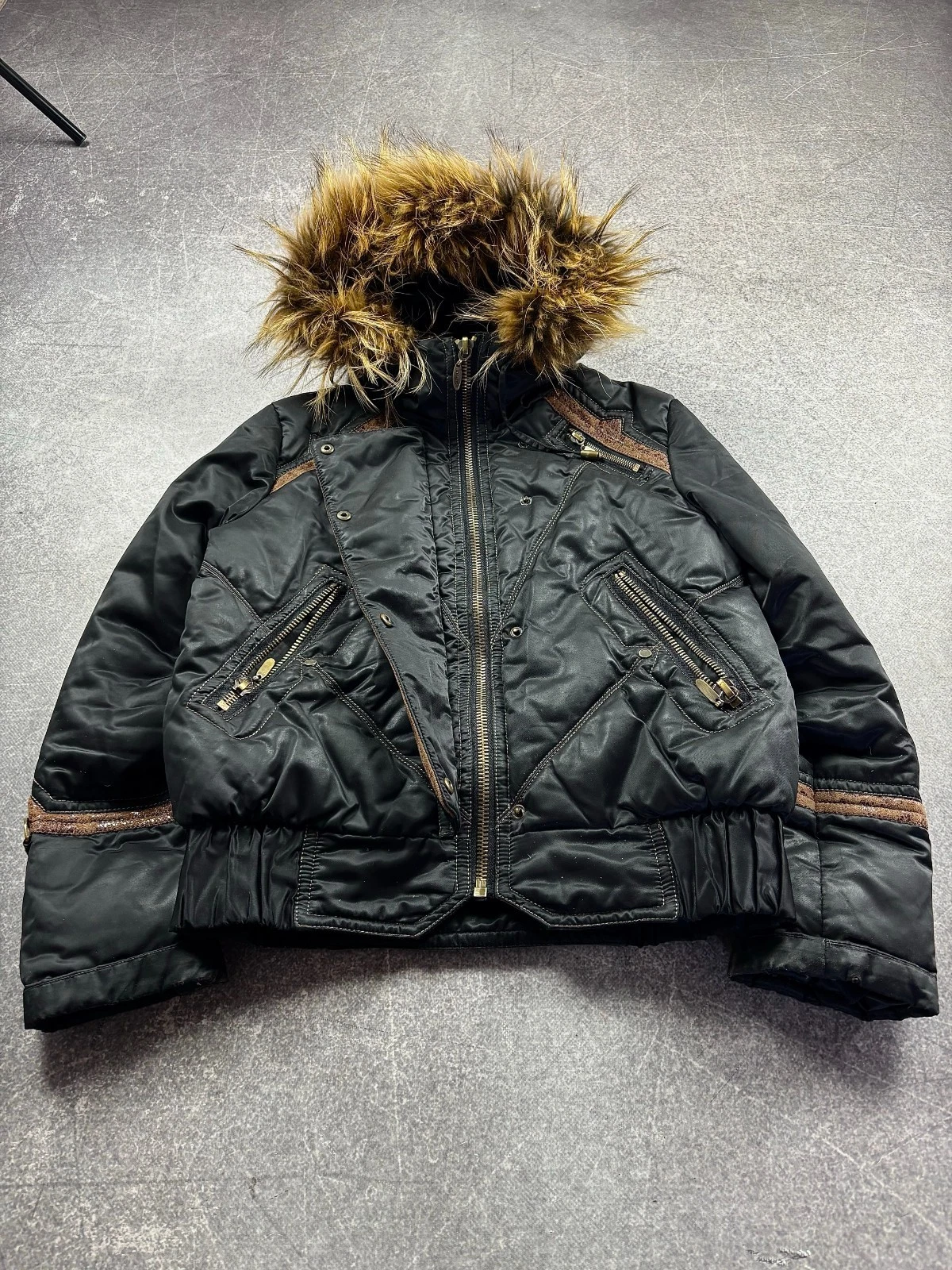 90-2000s Cropped Archive Crazy Japanese Black Puffer Fur Jacket 90s y2K
Opens in a new window or tab
