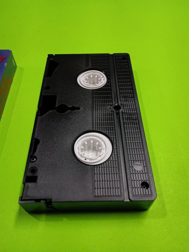 A Nightmare on Elm Street 5 (1989) VHS Screener – Uncut + Whodini Music Video! - Picture 15 of 16