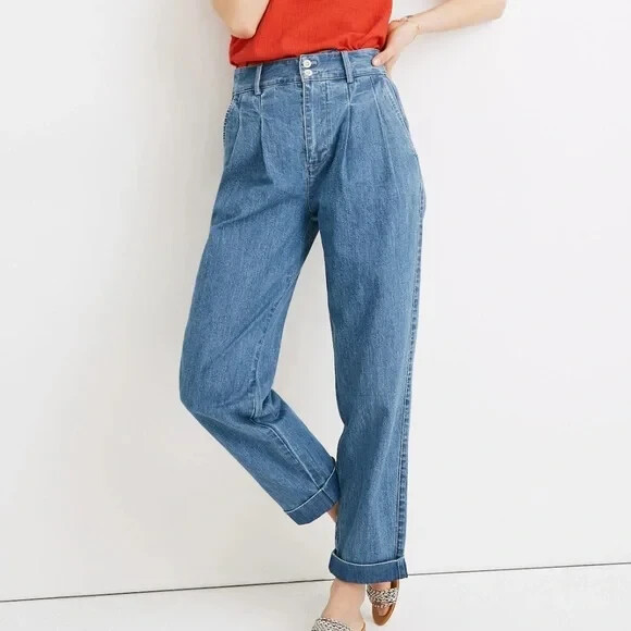 Madewell Pleated Taper Wide Leg Slouchy Jeans in Size 2 Casual Relaxed Fit
