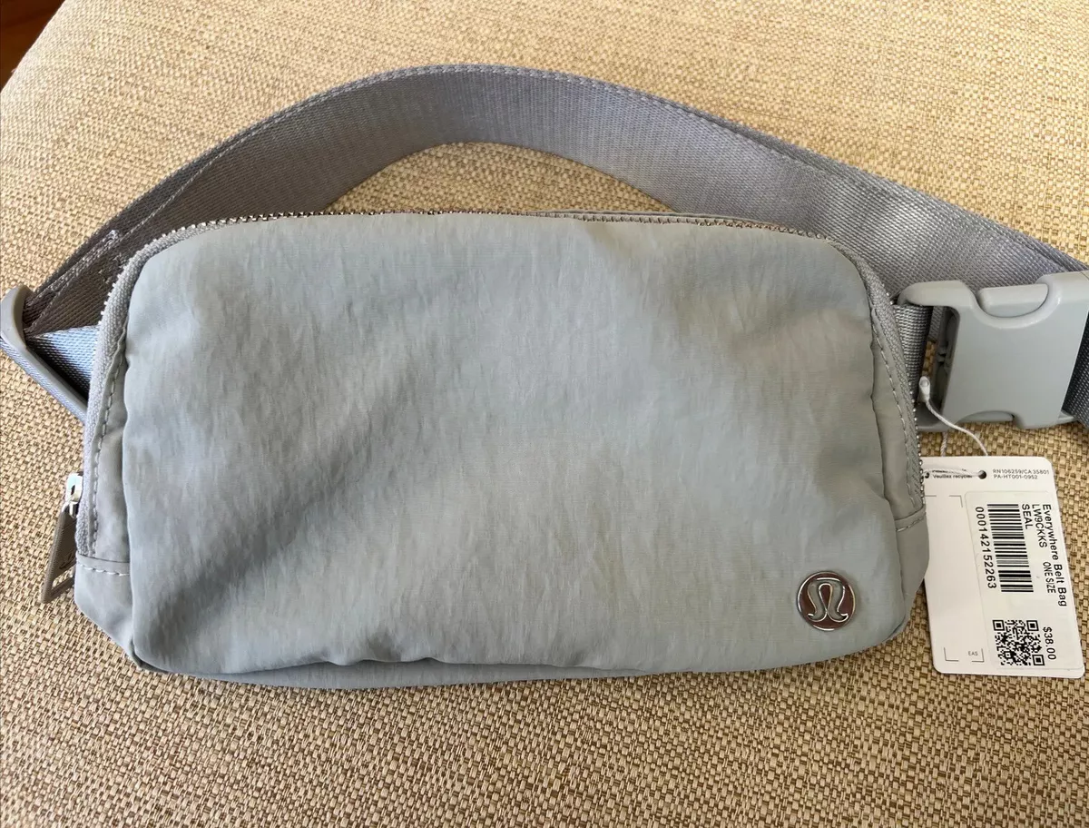 NWT Original LULULEMON Everywhere Belt Bag 1L Light Gray SEAL